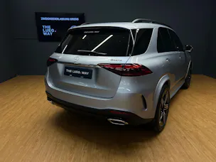 Mercedes-Benz GLE 350 de 4M - AMG / DISTRONIC / 360 Grad Kamera / Panorama-Dach / Memory