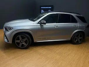 Mercedes-Benz GLE 350 de 4M - AMG / DISTRONIC / 360 Grad Kamera / Panorama-Dach / Memory