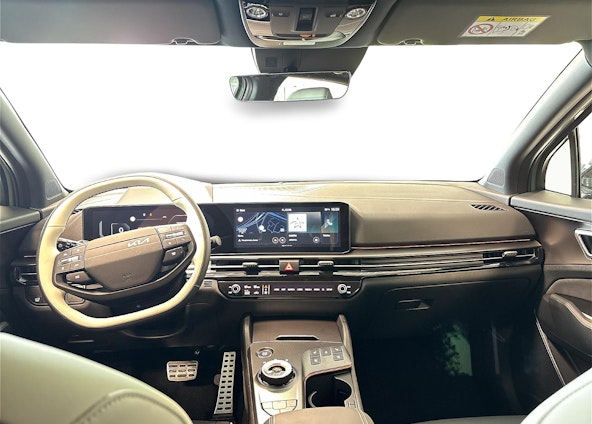 Vehicle image 5 Vehicle image 5