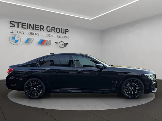 BMW 750i xDrive Steptronic
