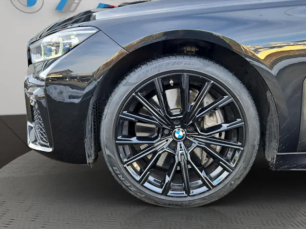 BMW 750i xDrive Steptronic