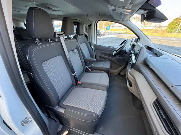VW Caravelle 2.0 TDI 170 PS Automat 4 Motion / 9-Plätzer
