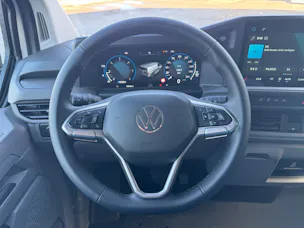 VW Caravelle 2.0 TDI 170 PS Automat 4 Motion / 9-Plätzer