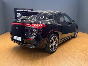 Mercedes-Benz EQE SUV AMG 43 4M - AMG / DISTRONIC / 360 Grad Kamera / Head-Up Display