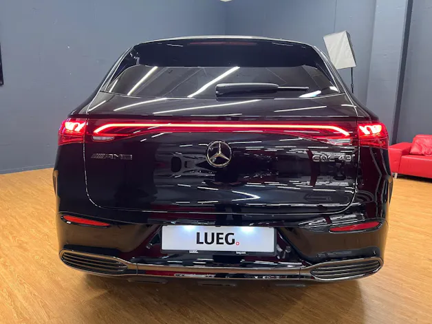 Mercedes-Benz EQE SUV AMG 43 4M - AMG / DISTRONIC / 360 Grad Kamera / Head-Up Display