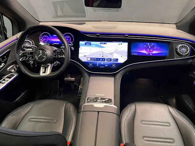 Mercedes-Benz EQE SUV AMG 43 4M - AMG / DISTRONIC / 360 Grad Kamera / Head-Up Display