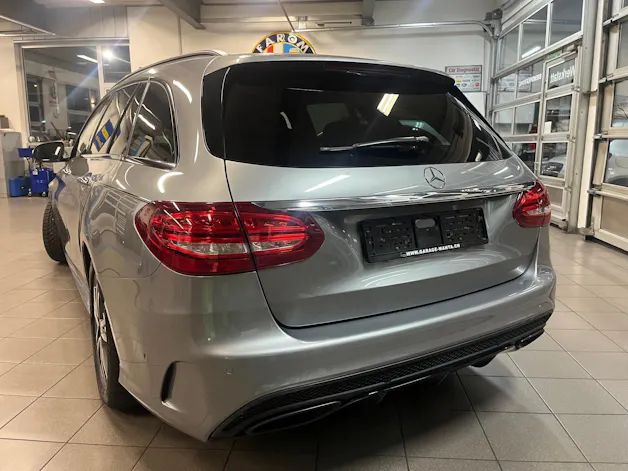 Mercedes-Benz C 250 AMG Line 7G-Tronic