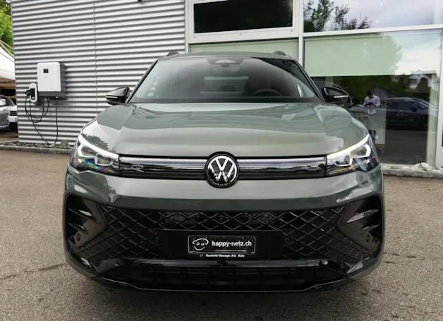 VW Tiguan 2.0 TSI DSG R-Line 4Motion