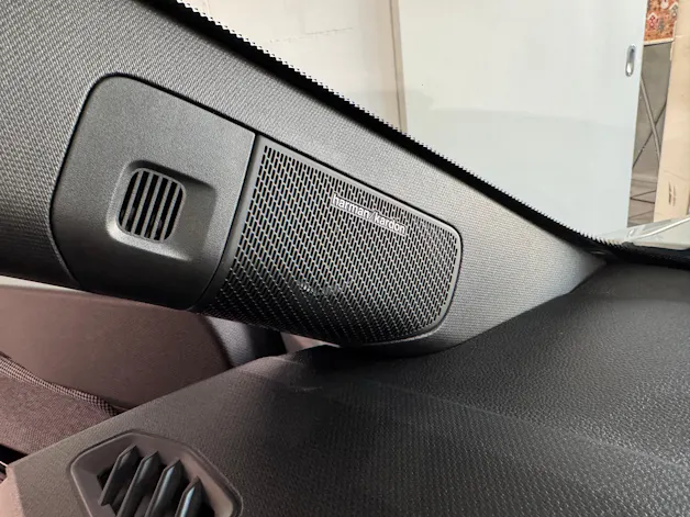 Renault R4 E-TECH ELECTRIC iconic 150PS Comfort Range