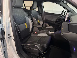 Renault R4 E-TECH ELECTRIC iconic 150PS Comfort Range