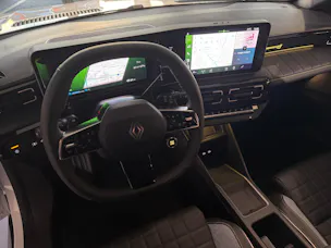 Renault R4 E-TECH ELECTRIC iconic 150PS Comfort Range