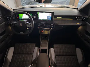 Renault R4 E-TECH ELECTRIC iconic 150PS Comfort Range