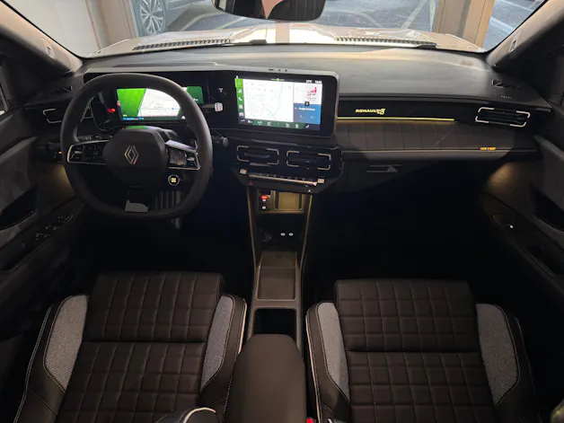 Renault R4 E-TECH ELECTRIC iconic 150PS Comfort Range