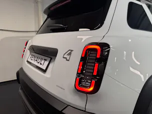 Renault R4 E-TECH ELECTRIC iconic 150PS Comfort Range