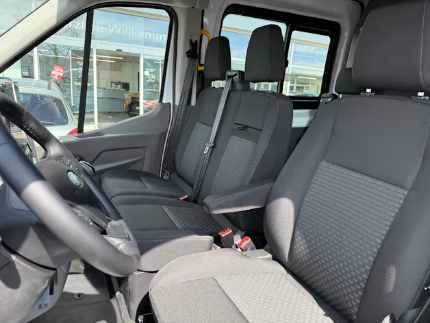 Ford Transit Van DCiV 363 L3H2 2.0 TDCi 130 7 Sitze