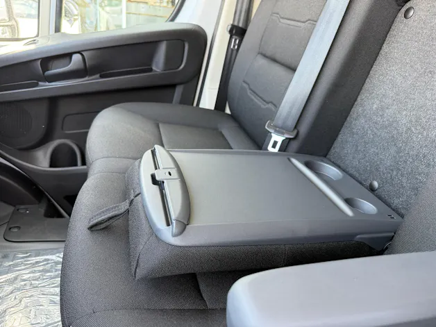 Citroën Jumper 35+ 2.2 BlueHDi 180PS L4H3 EAT8 270° Apple Car-Play alle Assistenten Beste Ausstattung im Angebot. Alle Grössen verfügbar