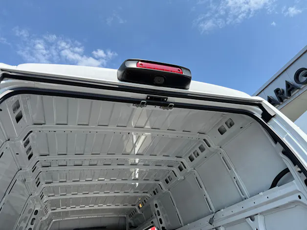 Citroën Jumper 35+ 2.2 BlueHDi 180PS L4H3 EAT8 270° Apple Car-Play alle Assistenten Beste Ausstattung im Angebot. Alle Grössen verfügbar