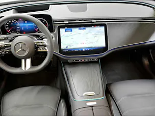 Mercedes-Benz E 220 d T 4M 9G-Tronic