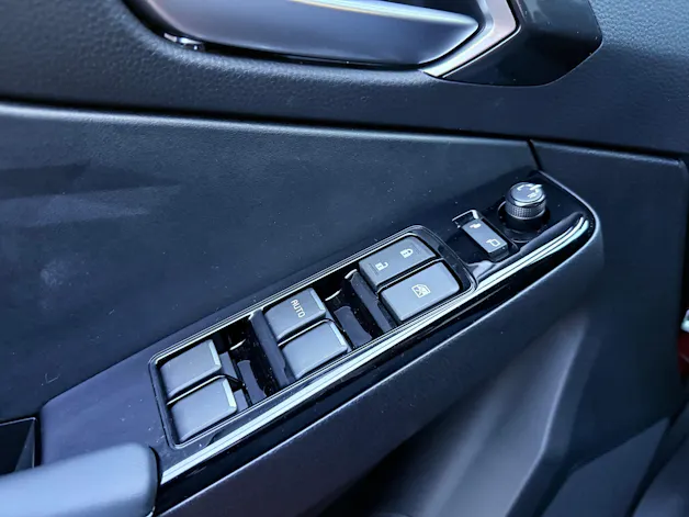 Isuzu D-MAX 1.9 CrewCab N60 Nitro Sport 4x4 Automat 5 JAHRE GARANTIEBei Garage Zöllig Finanzierung OHNE Zins möglich