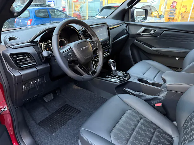 Isuzu D-MAX 1.9 CrewCab N60 Nitro Sport 4x4 Automat 5 JAHRE GARANTIEBei Garage Zöllig Finanzierung OHNE Zins möglich