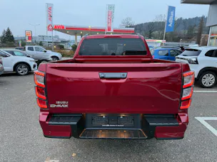 Isuzu D-MAX 1.9 CrewCab N60 Nitro Sport 4x4 Automat 5 JAHRE GARANTIEBei Garage Zöllig Finanzierung OHNE Zins möglich