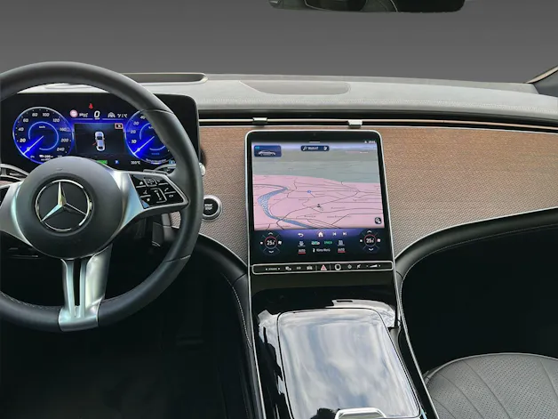 Mercedes-Benz EQE 350+