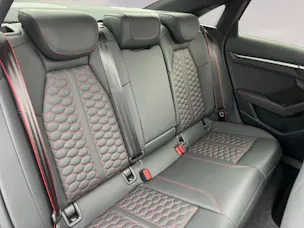 AUDI LA VOITURE COMPACTE HAUT DE GAMME ULTIME - LIMITED ABT RS3-R DISPOSE DE 500 CH ET D’UN ENSEMBLE AÉRODYNAMIQUE EN CARBONE