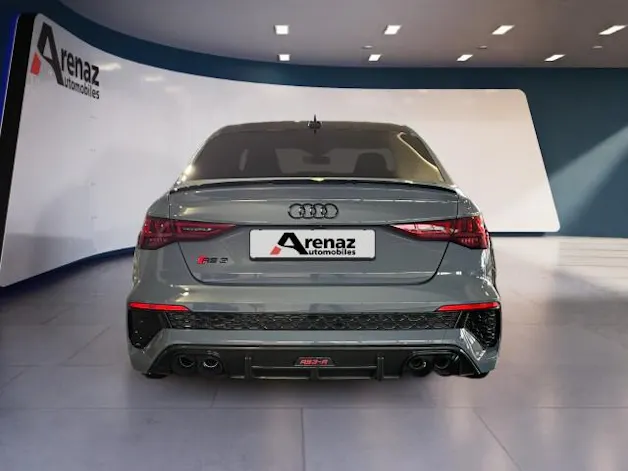 Audi RS3 Limousine 2.5 TSI quattro S-tronic