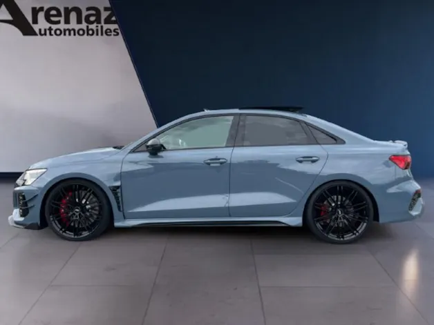 AUDI LA VOITURE COMPACTE HAUT DE GAMME ULTIME - LIMITED ABT RS3-R DISPOSE DE 500 CH ET D’UN ENSEMBLE AÉRODYNAMIQUE EN CARBONE