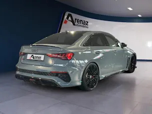Audi LA VOITURE COMPACTE HAUT DE GAMME ULTIME - LIMITED ABT RS3-R DISPOSE DE 500 CH ET D’UN ENSEMBLE AÉRODYNAMIQUE EN CARBONE