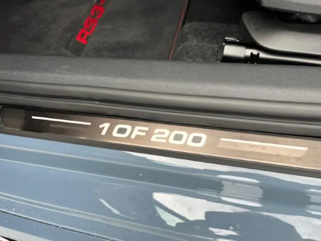AUDI LA VOITURE COMPACTE HAUT DE GAMME ULTIME - LIMITED ABT RS3-R DISPOSE DE 500 CH ET D’UN ENSEMBLE AÉRODYNAMIQUE EN CARBONE
