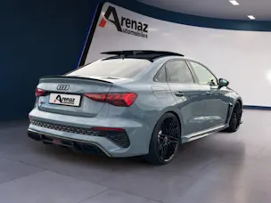 AUDI LA VOITURE COMPACTE HAUT DE GAMME ULTIME - LIMITED ABT RS3-R DISPOSE DE 500 CH ET D’UN ENSEMBLE AÉRODYNAMIQUE EN CARBONE