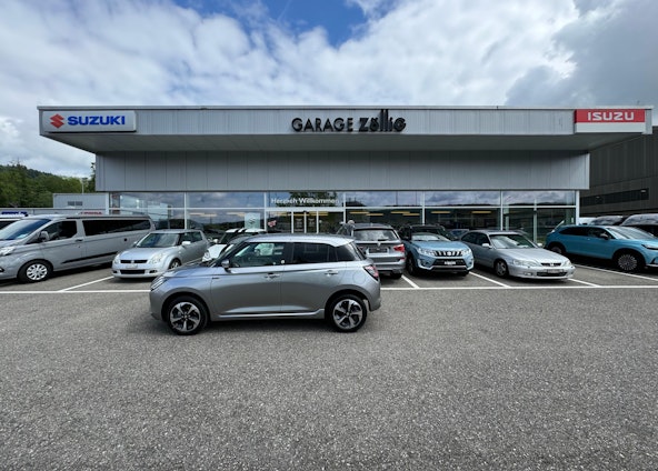 Vehicle image 4 Vehicle image 4