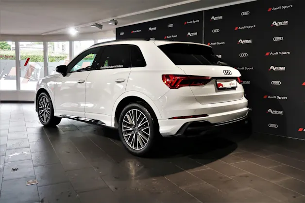 Audi Q3 35 TFSI S line Attraction S-tronic
