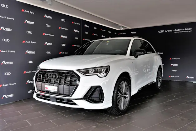 Audi Q3 35 TFSI S line Attraction S-tronic