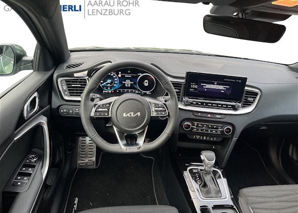 Vehicle image 10 Vehicle image 10