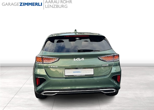 Vehicle image 4 Vehicle image 4