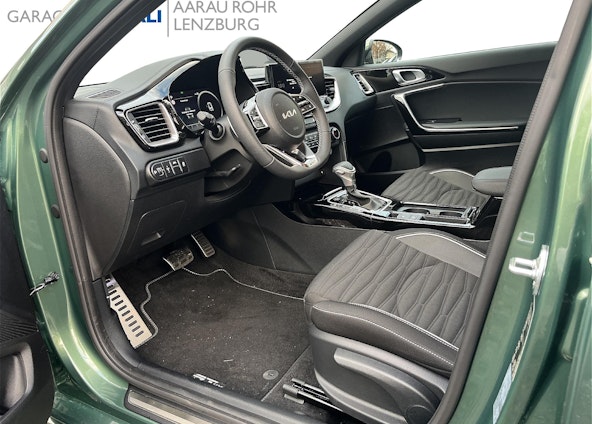 Vehicle image 11 Vehicle image 11