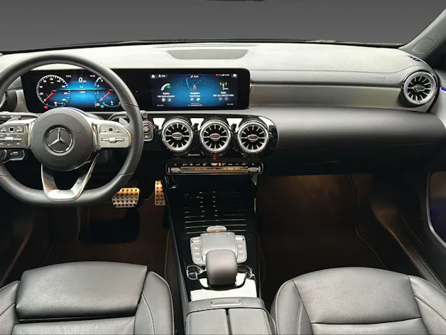 Mercedes-Benz A 250 AMG Line 4Matic