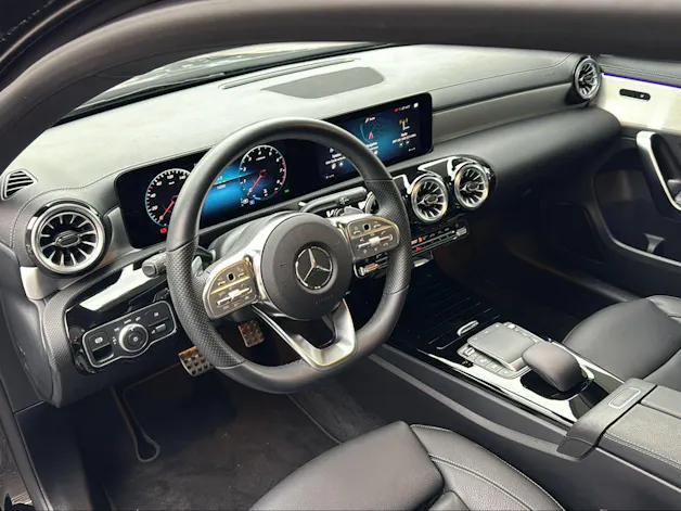 Mercedes-Benz A 250 AMG Line 4Matic