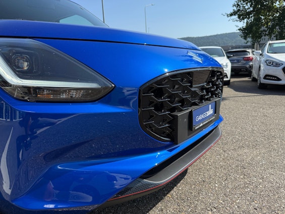 Vehicle image 24 Vehicle image 24