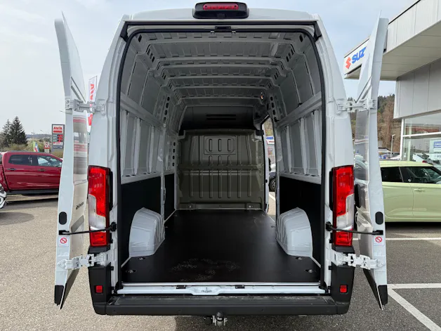 Fiat Ducato Maxi 35 L4H3 2.2MTJ 180PS 3T AHK, 270°Tür, Holzboden, Doppelairbag, Kamera