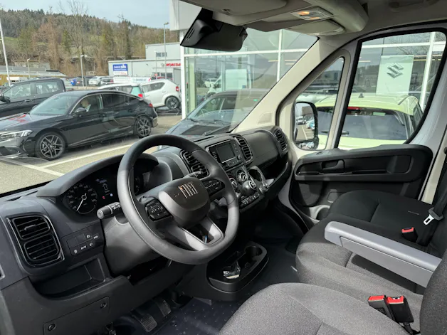 Fiat Ducato Maxi 35 L4H3 2.2MTJ 180PS 3T AHK, 270°Tür, Holzboden, Doppelairbag, Kamera