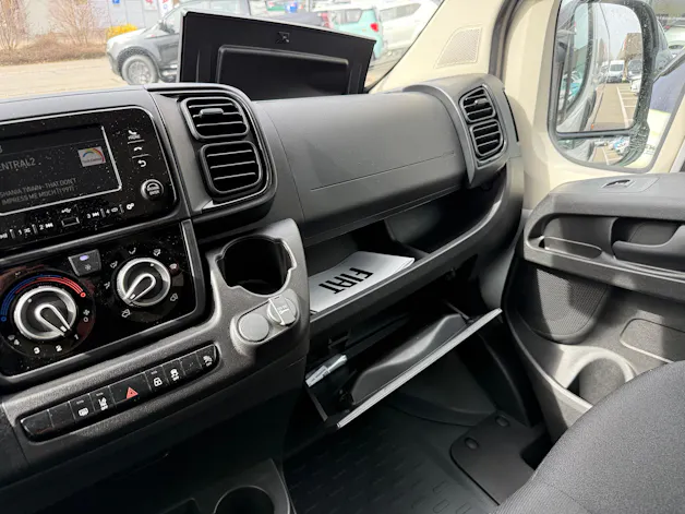 Fiat Ducato Maxi 35 L4H3 2.2MTJ 180PS 3T AHK, 270°Tür, Holzboden, Doppelairbag, Kamera