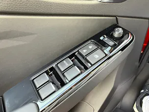 Isuzu D-MAX 1.9 CrewCab N60 Nitro Sport 4x4 Automat 5 JAHRE GARANTIE Nur bei Garage Zöllig - Finanzierung OHNE Zins möglich!