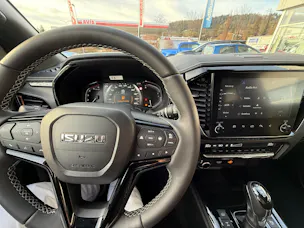 Isuzu D-MAX 1.9 CrewCab N60 Nitro Sport 4x4 Automat 5 JAHRE GARANTIE Nur bei Garage Zöllig - Finanzierung OHNE Zins möglich!