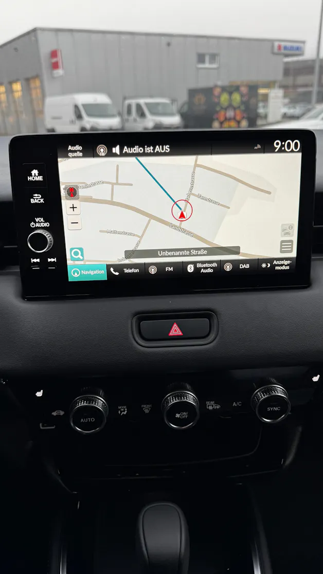 Honda HR-V e:HEV 1.5l Advance Crystal Red, Urban Grau vorrätig 1.9% Leasing Aktion unschlagbar mit 8 Jahren Garantie
