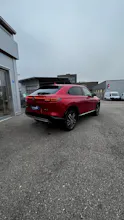 Honda HR-V e:HEV 1.5l Advance Crystal Red, Urban Grau vorrätig 1.9% Leasing Aktion unschlagbar mit 8 Jahren Garantie