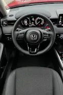 Honda HR-V e:HEV 1.5l Advance Crystal Red, Urban Grau vorrätig 1.9% Leasing Aktion unschlagbar mit 8 Jahren Garantie
