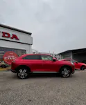Honda HR-V e:HEV 1.5l Advance Crystal Red, Urban Grau vorrätig 1.9% Leasing Aktion unschlagbar mit 8 Jahren Garantie